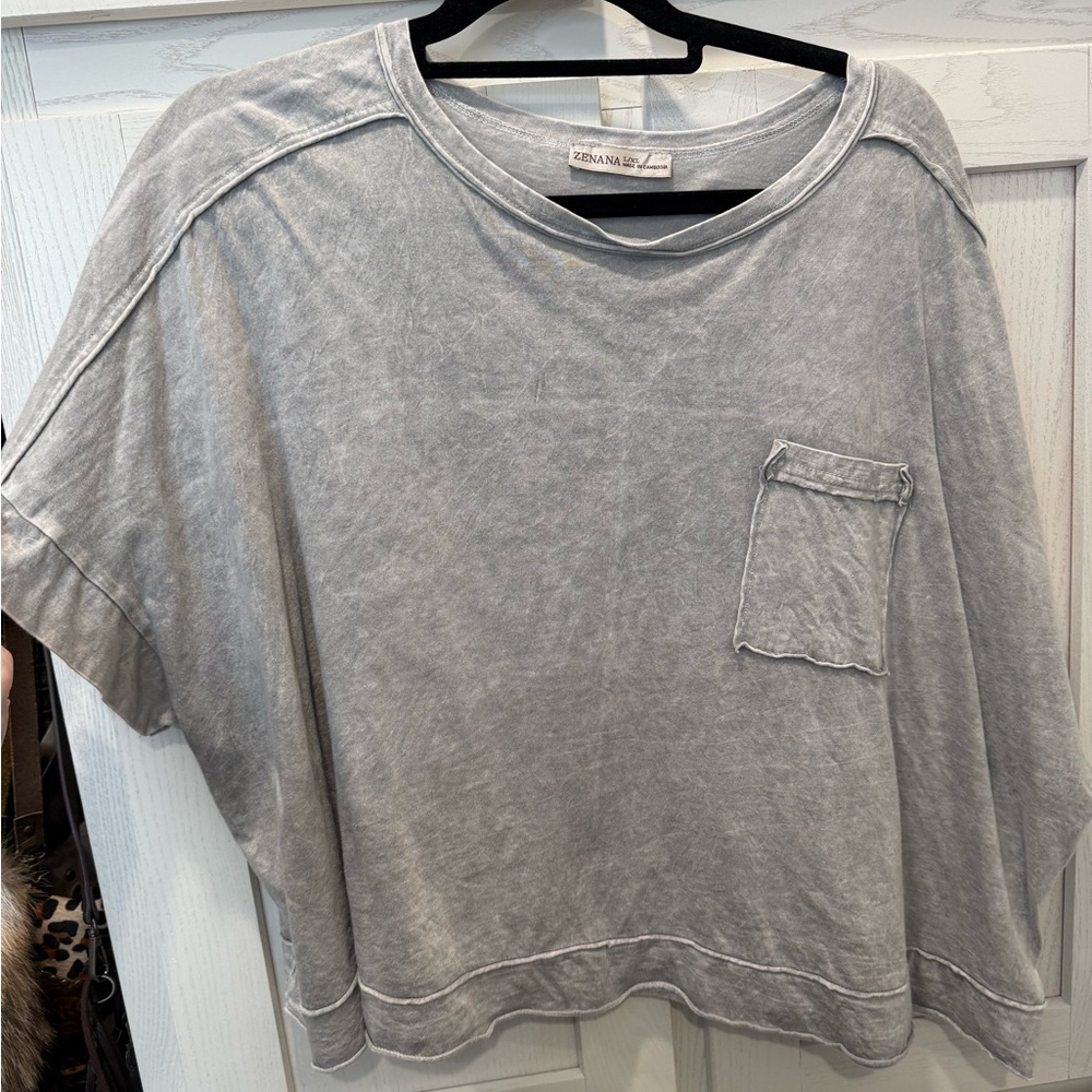 Zenana Outfitters mineral wash Gray cropped Short Sleeve Tee